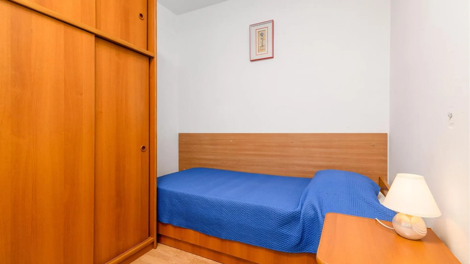 Apartments By The Sea Banjole, Pula - 2229